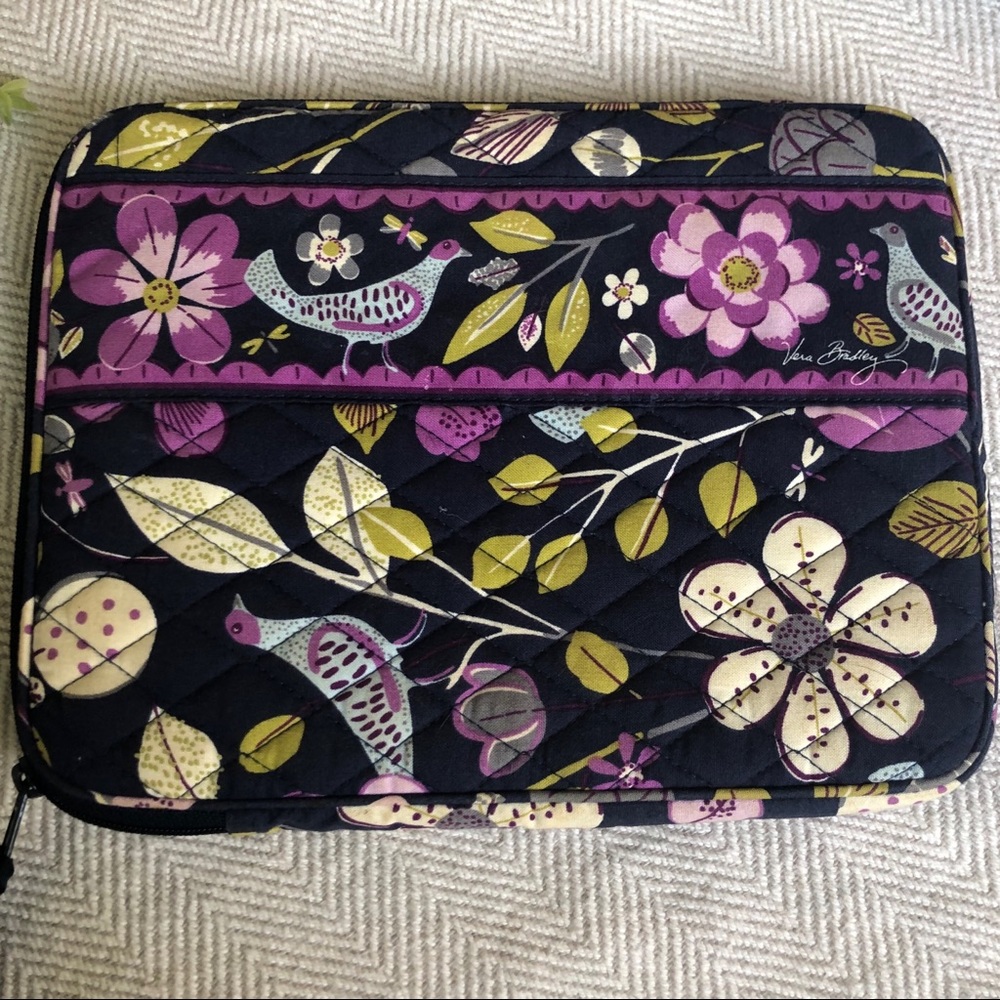 🌿Vera Bradley “Floral Nightingale” Tablet Case🌿